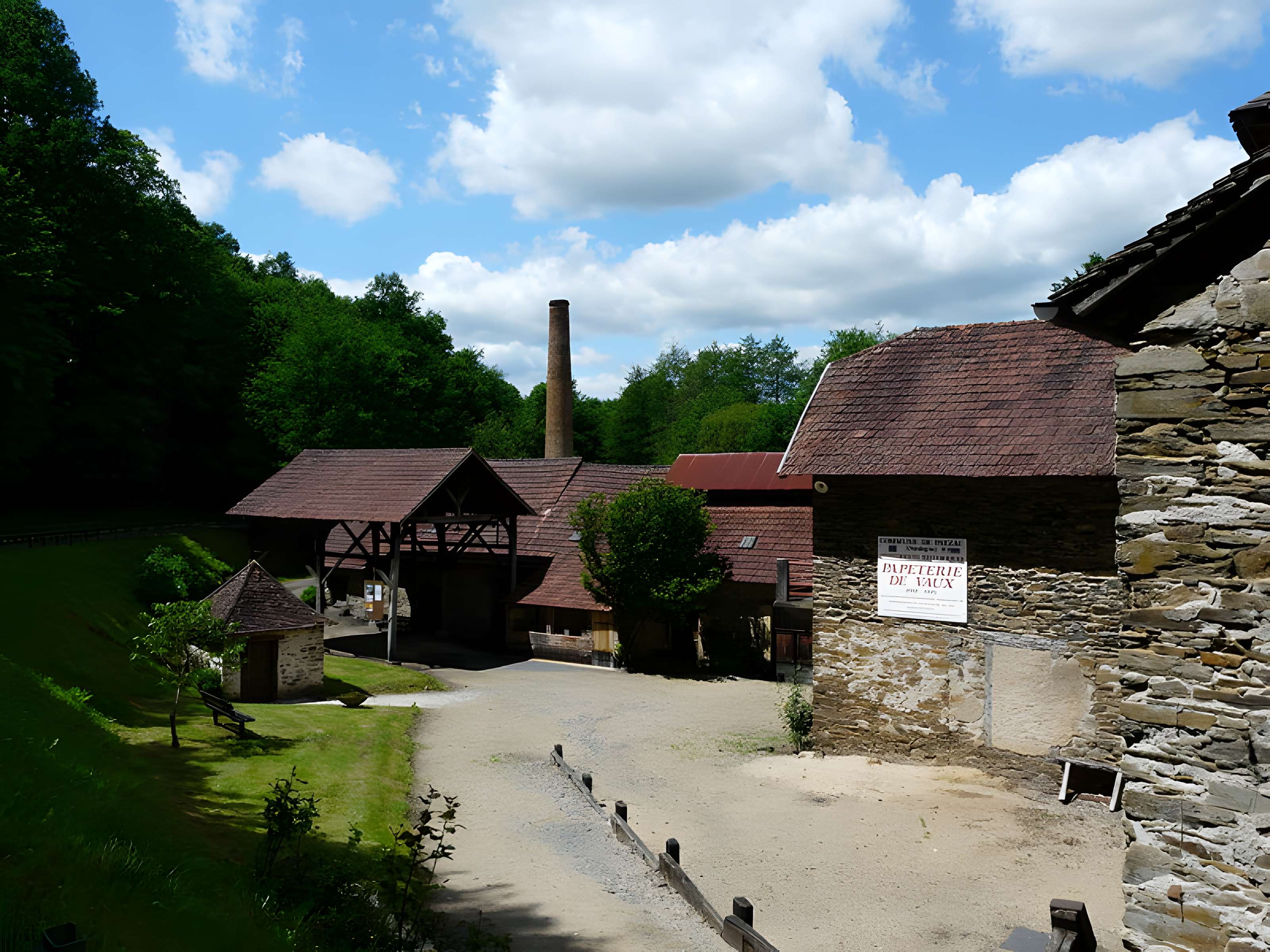 Ancienne Papeterie de Vaux à Payzac