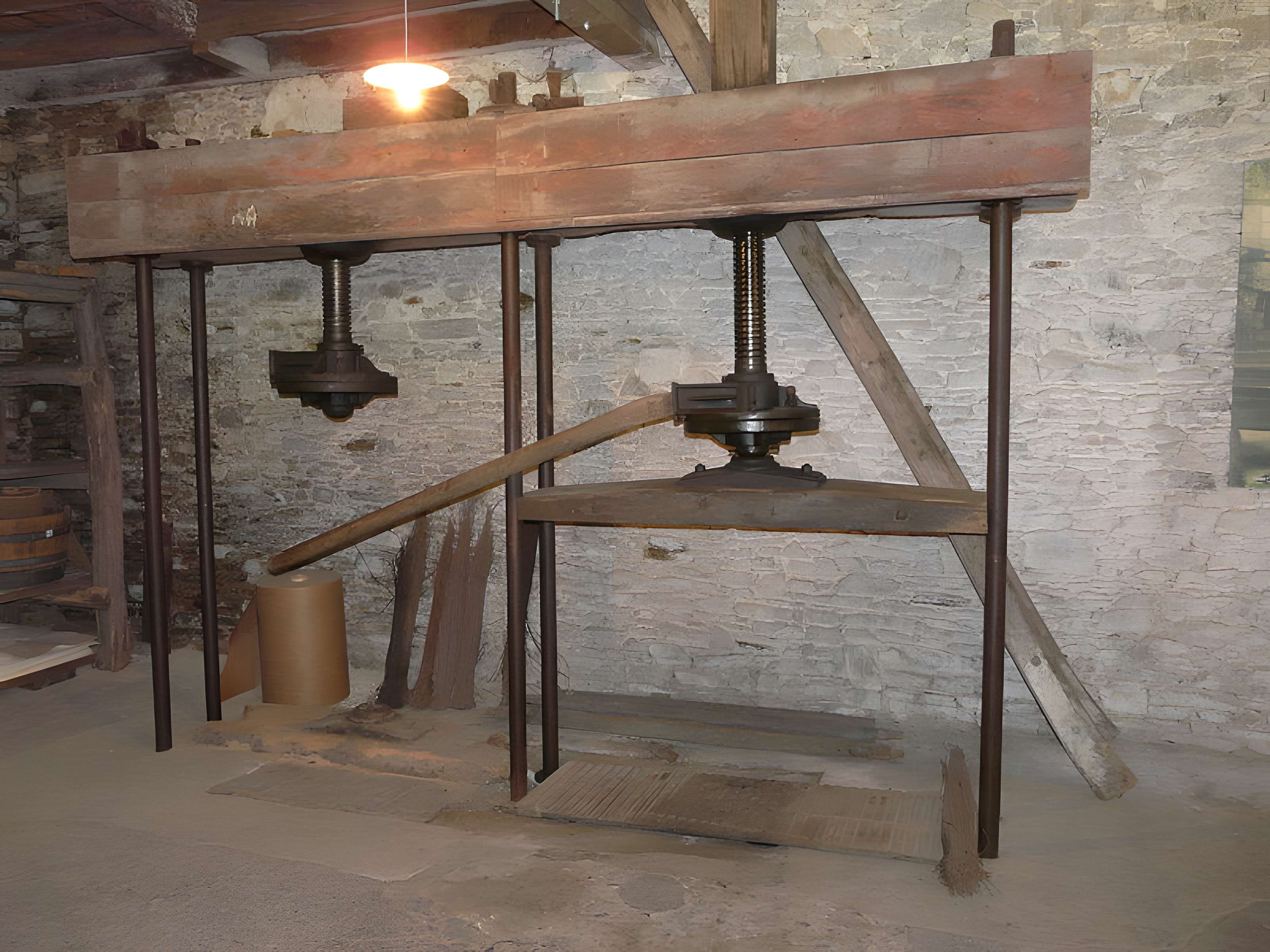 Ancienne Papeterie de Vaux à Payzac