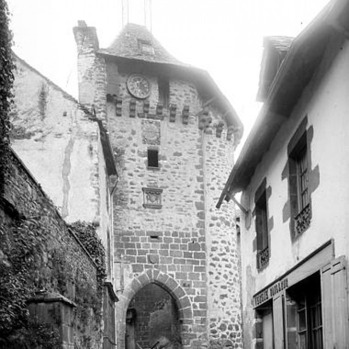 Photo de Beffroi appelé aussi Tour de lhorloge