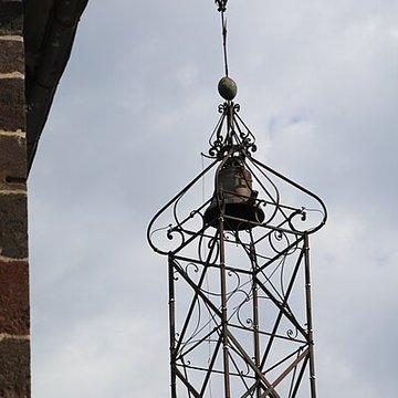 Beffroi appelé aussi Tour de lhorloge