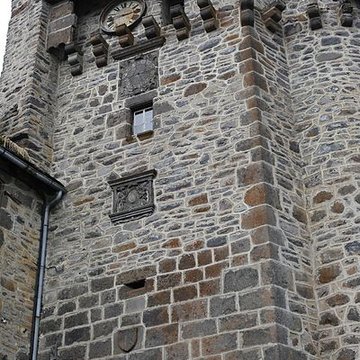 Beffroi appelé aussi Tour de lhorloge