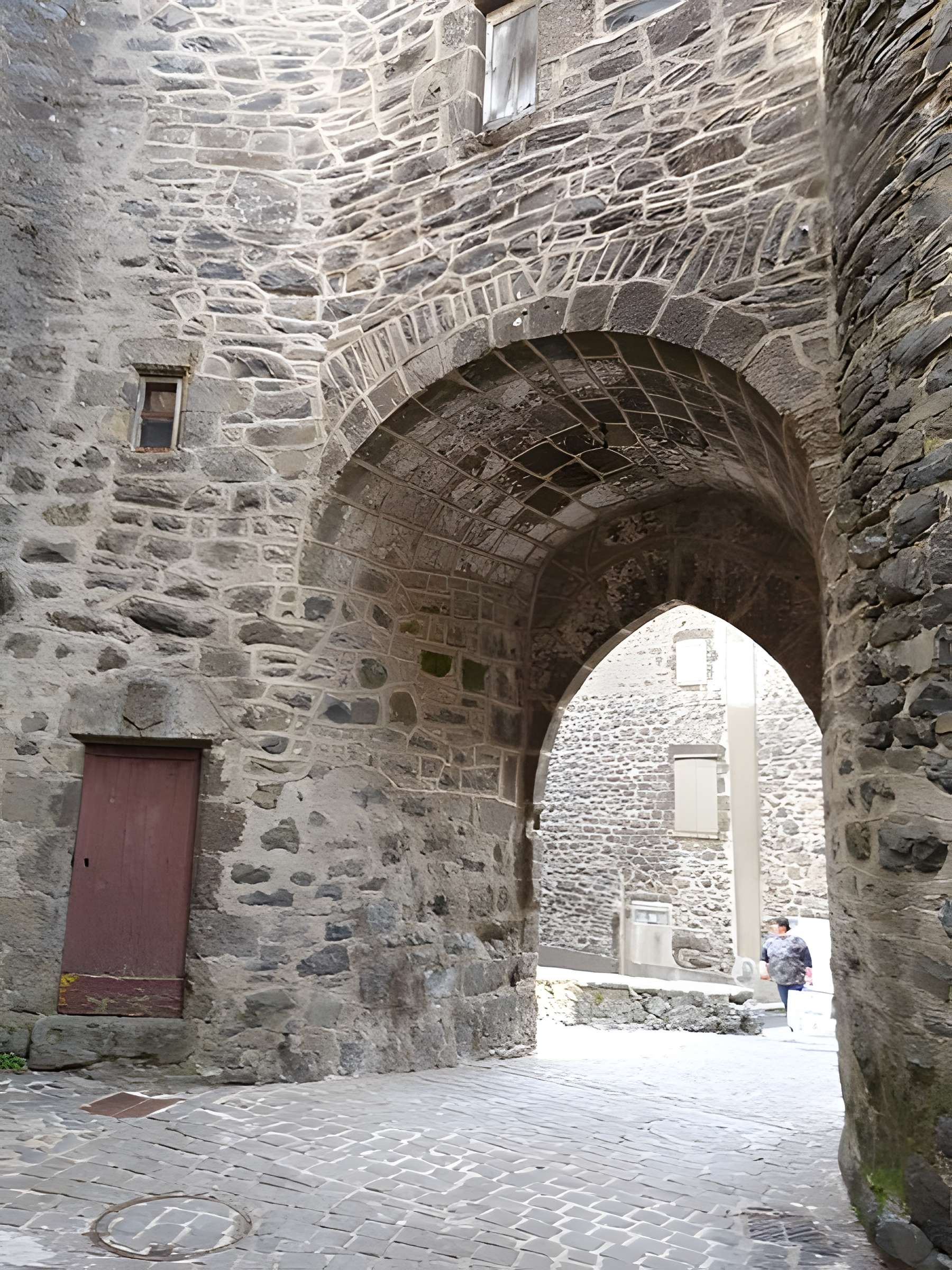 Beffroi appelé aussi Tour de l'horloge