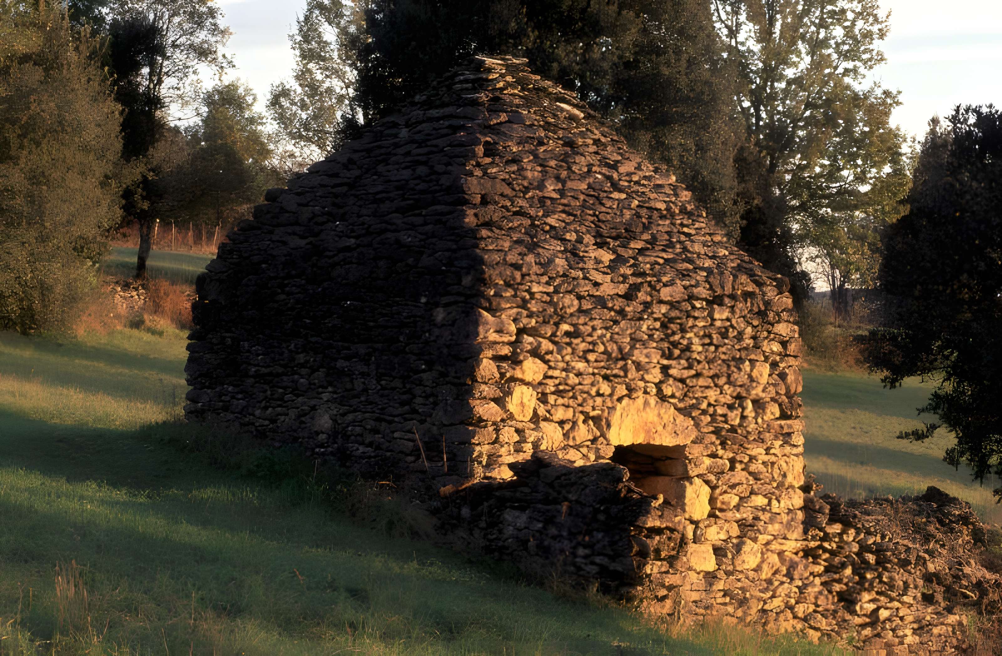 Cabane en pierre sèche de Pech Lauzier à Vitrac 