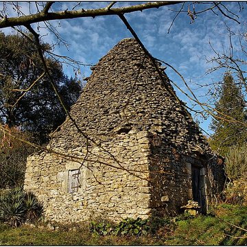 Cabane en pierre sèche des Mazers Hauts à Vitrac