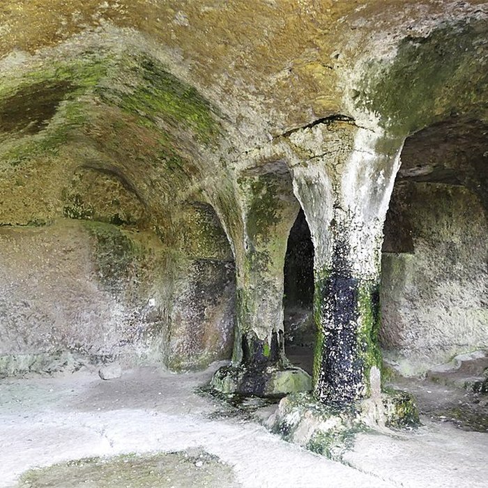 Photo de Chapelle monolithe Saint-Georges de Gurat