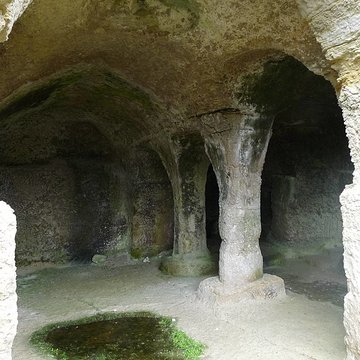 Chapelle monolithe Saint-Georges de Gurat