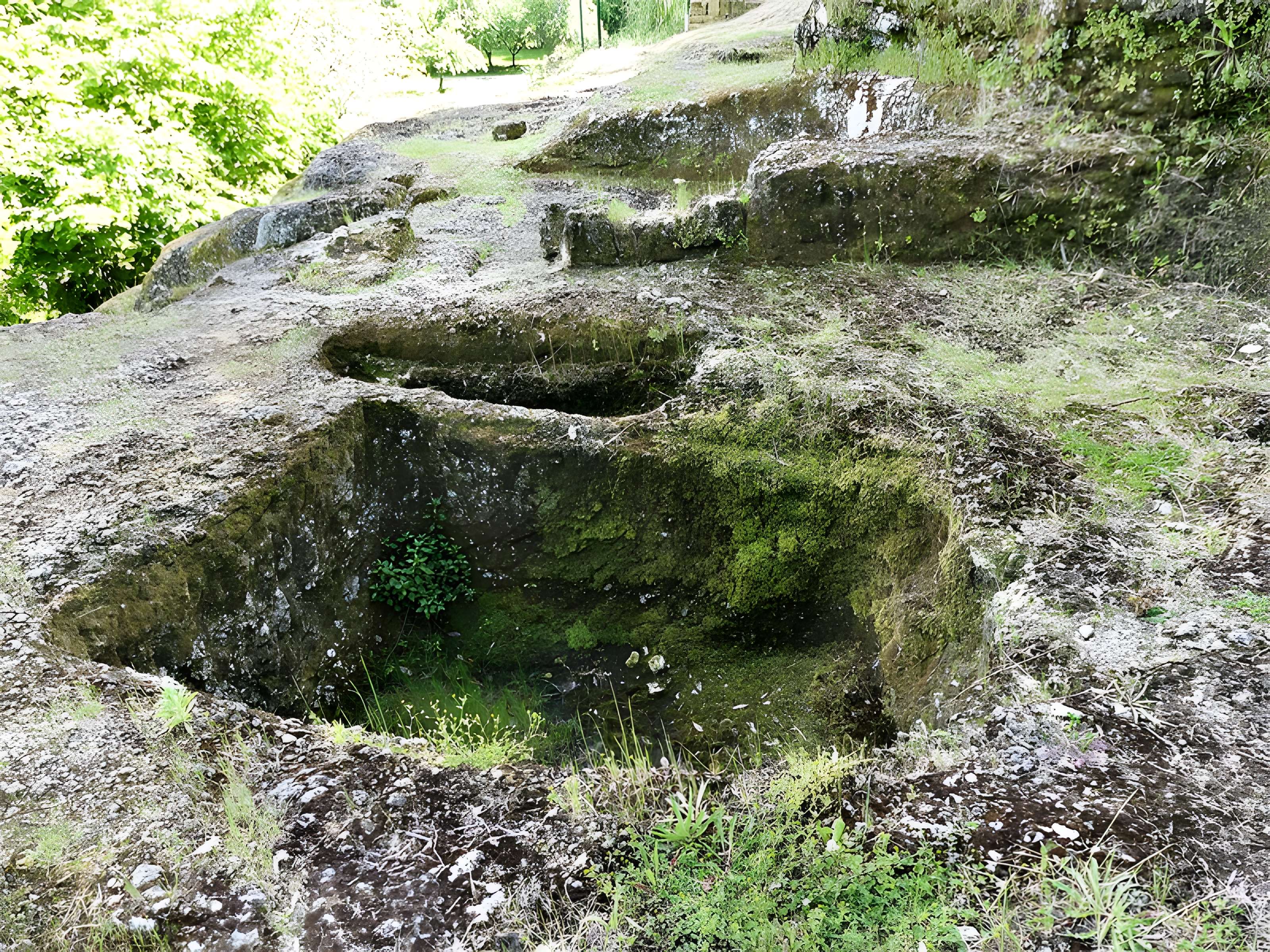 Chapelle monolithe Saint-Georges de Gurat