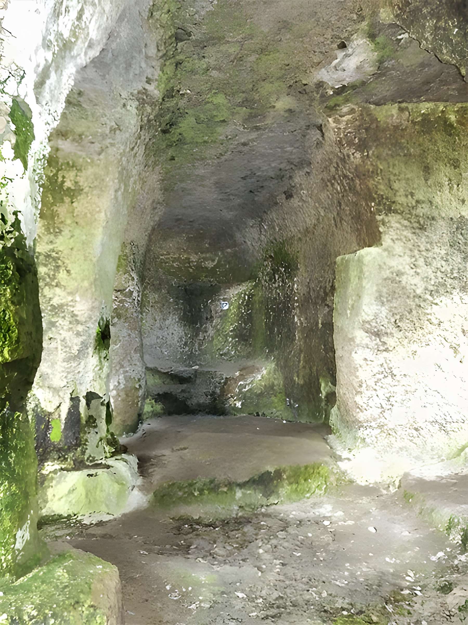 Chapelle monolithe Saint-Georges de Gurat