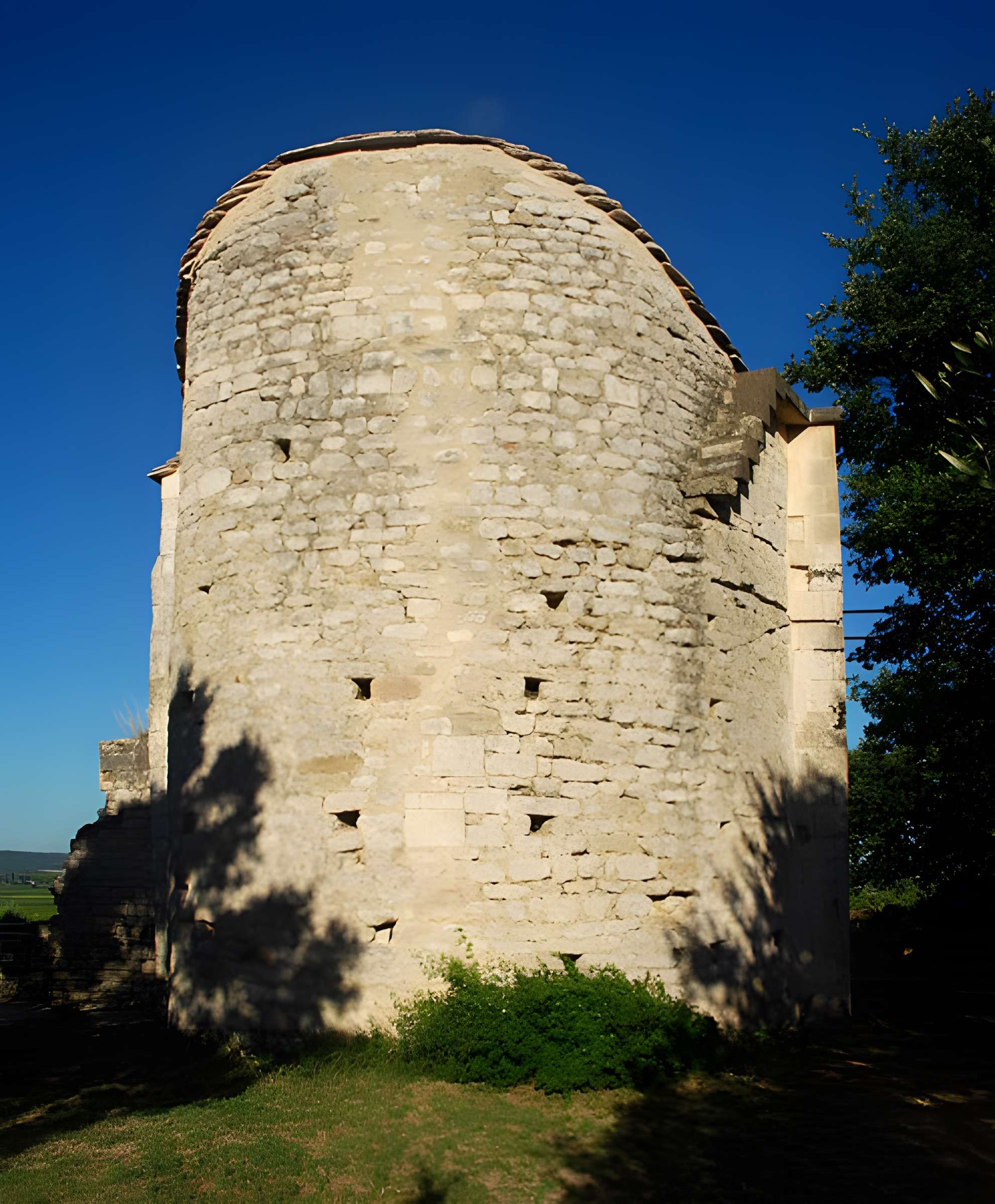 Chapelle Saint-Étienne de Saint-Hilaire-d'Ozilhan