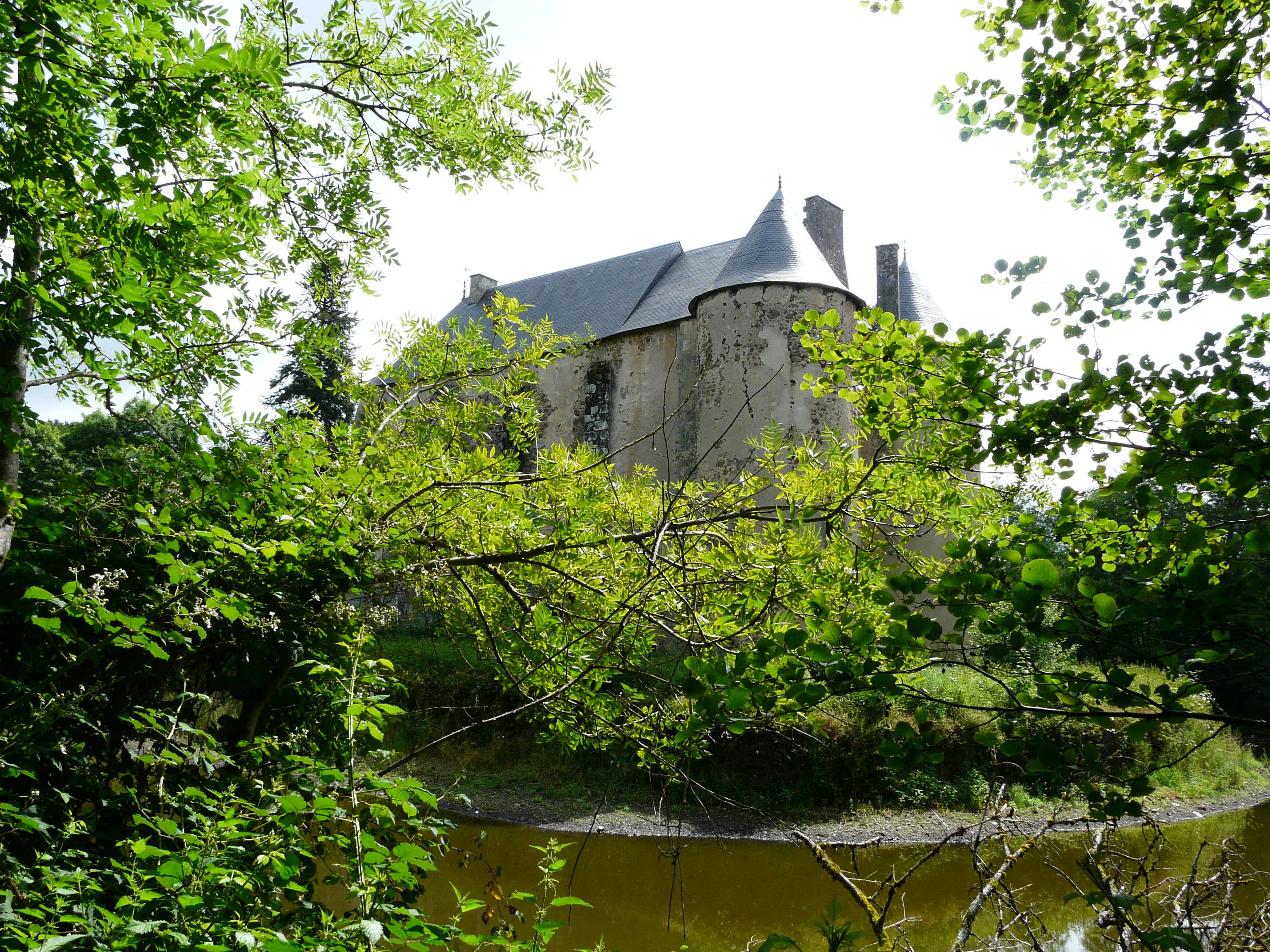 Château de Bazaneix