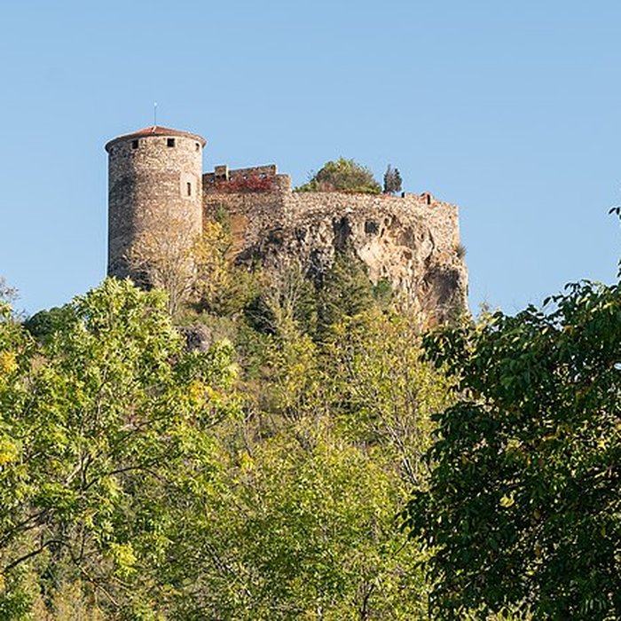 Photo de Restes de Château fort