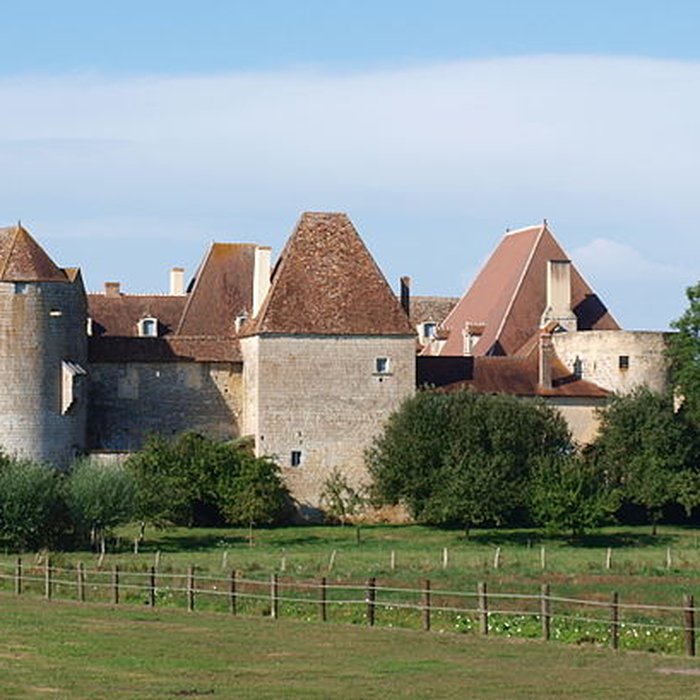 Photo de Château de la Motte-Josserand