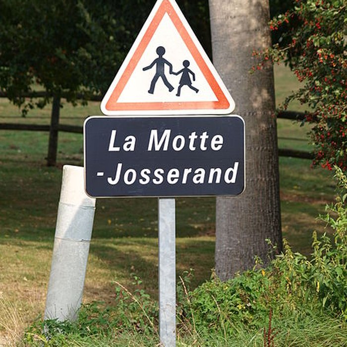 Photo de Château de la Motte-Josserand