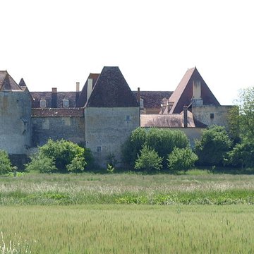 Château de la Motte-Josserand