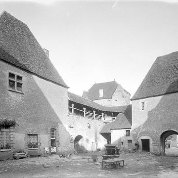 Château de la Motte-Josserand