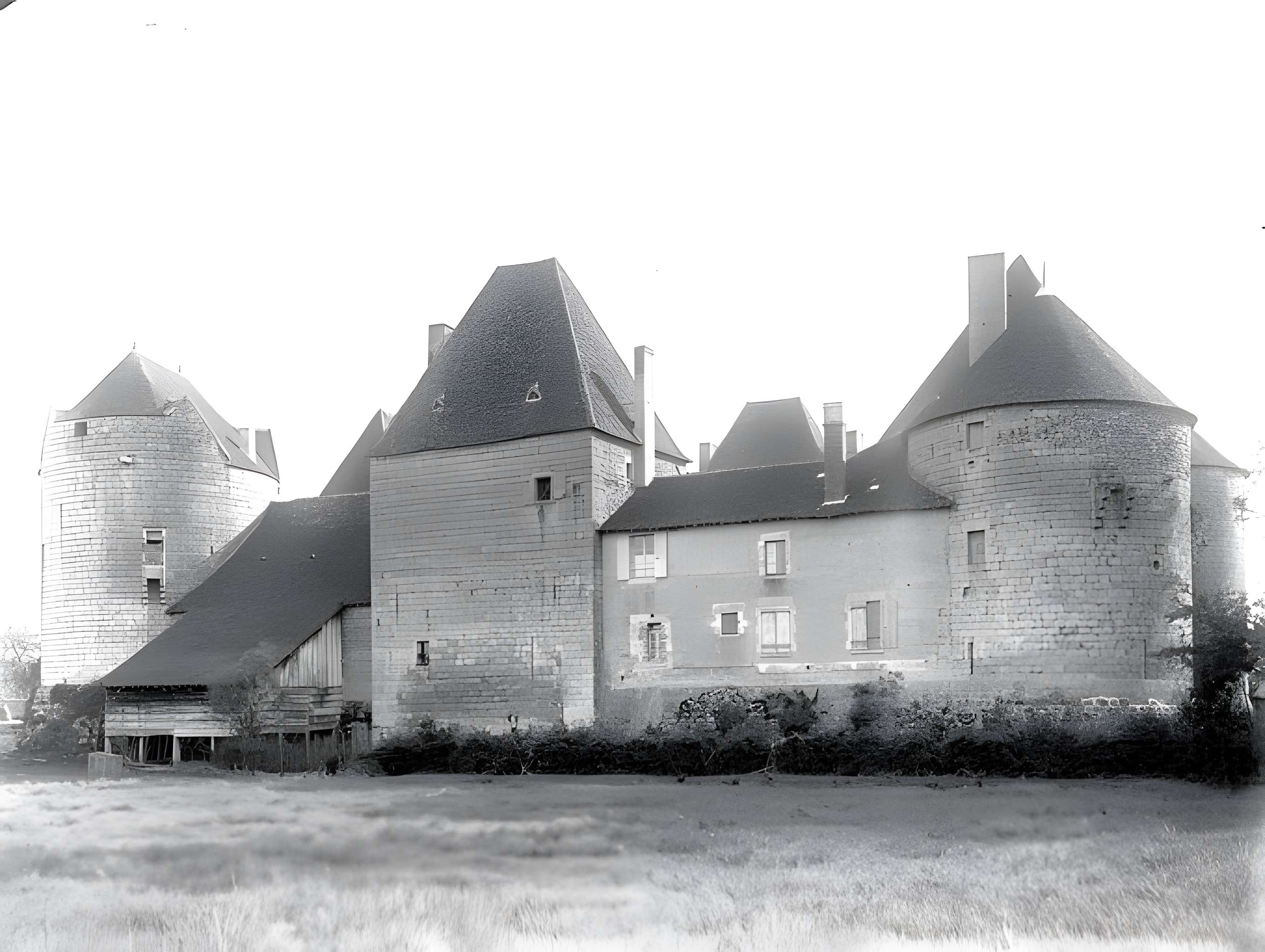 Château de la Motte-Josserand