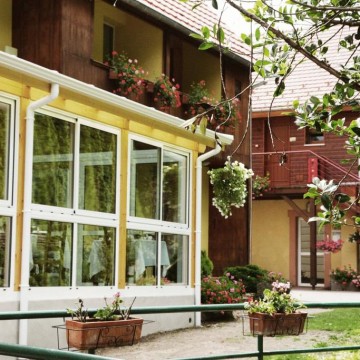 Logis