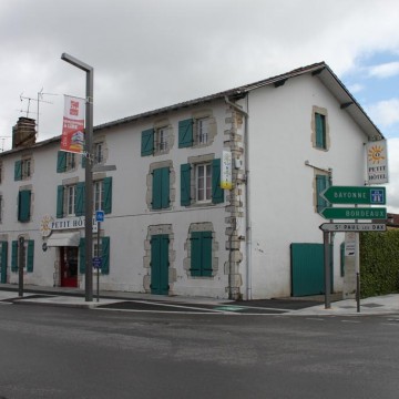 O Petit Hôtel