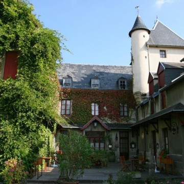 Castel