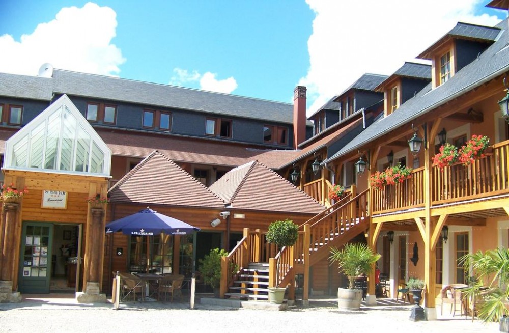 Photo de Hôtel et Spa Le Lion d'Or