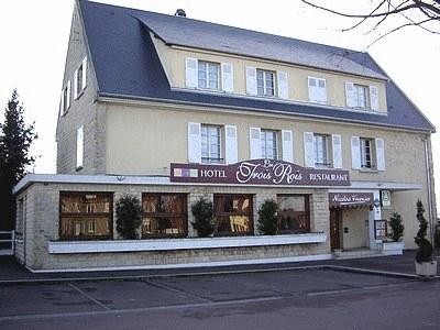 Photo de Logis Hôtel Les Trois Rois