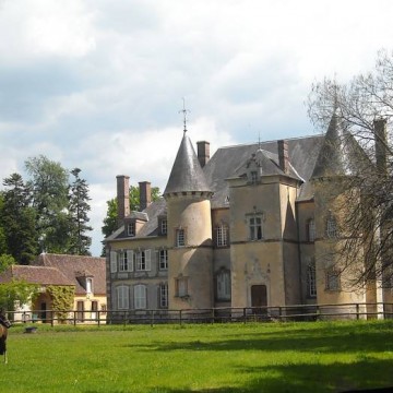 Photo Château de la Grande Noë, chambres dhôtes et cabanes dans les arbres à Moulicent 61290