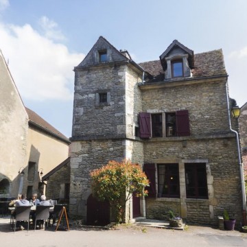 Au