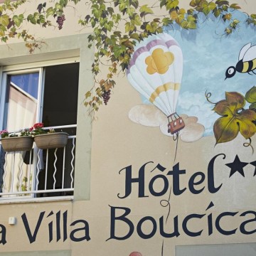 La