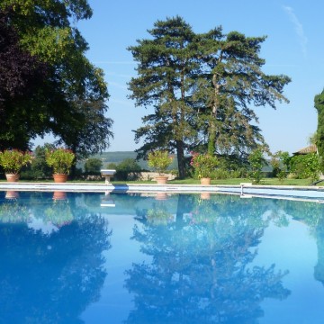 Château de Mirande, Vacances en Bourgogne