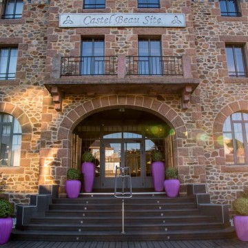 Castel