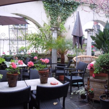 La