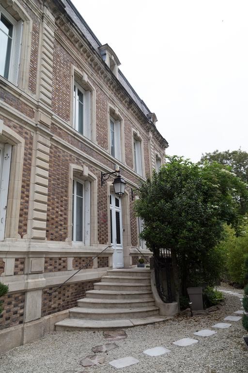 Photo de Chambres d'Hôtes - La Villa De La Paix