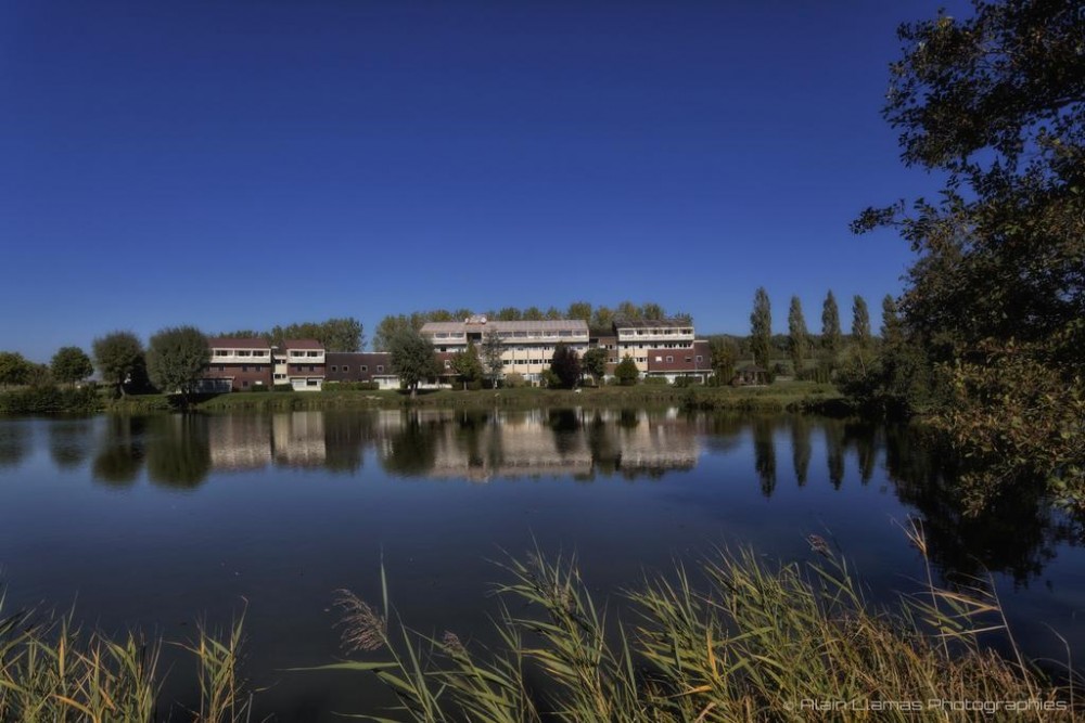 Photo de Hôtel Du Lac La Mezelle
