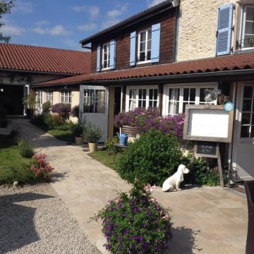 Logis Hôtel La Grange Du Relais