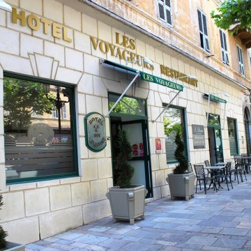 Les