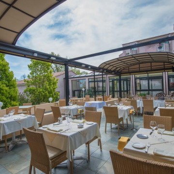Chez