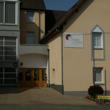 Au