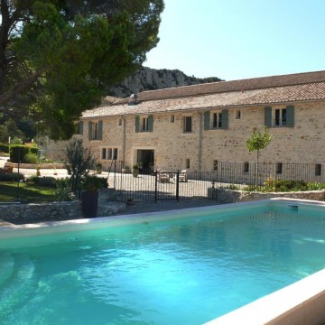 Entre Vigne et Garrigue