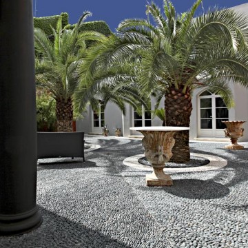 La