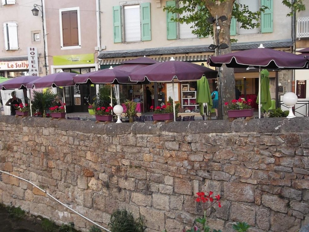 Photo de Hôtel Le Sully