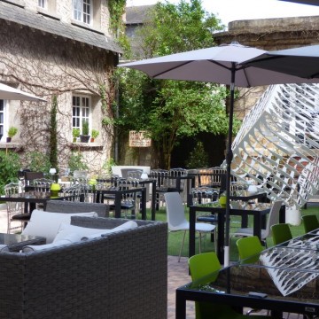 Grand