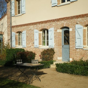 LOustal