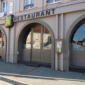 Aux