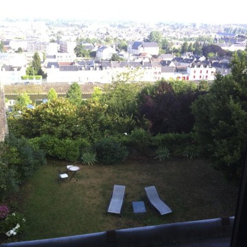 La