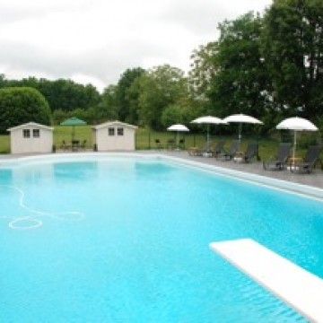 Piscine Château de Jalnay 
