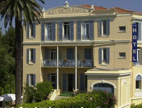 Photo de Hôtel Alexandra