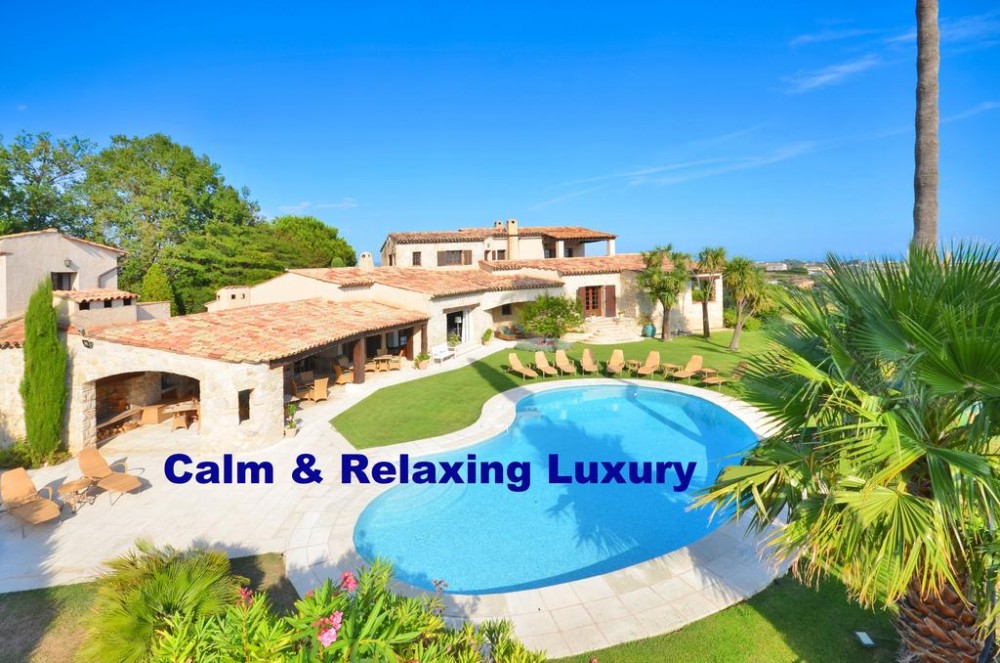 Chambre d'hôtes Le Haut des à SaintPauldeVence avec piscine