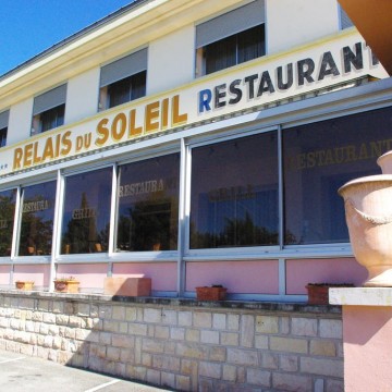Relais