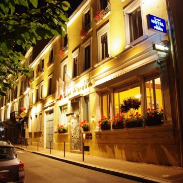 Grand