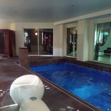 Au